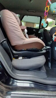 Autosedačka + základna - 5