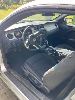 Ford Mustang - 5
