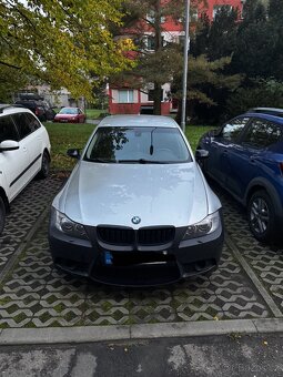 BMW e90 320i na díly nebo na opravu - 5