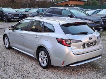 Toyota Corolla 1,8 HYBRID automat 154.000 km - 5