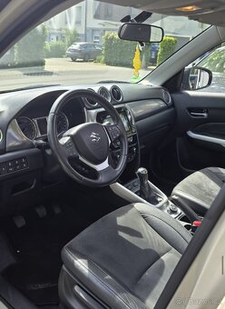 ► SUZUKI VITARA 1.6VVT 88KW 4x4 ALLGRIP LED-NAVI-KAM-PANO 17 - 5