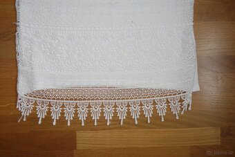 Bílá dívčí krajková halenka/tričko vel.122/128 - 5