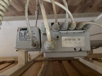Zdravotní elektrická polohovací postel - 5