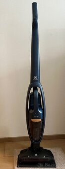 Electrolux WQ71-50IB vertikální vysavač - 5
