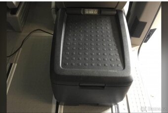 Lednice (coolbox) 32l originál Transporter T5 Multivan - 5