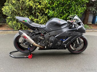 Kawasaki ZX-10R 2011 - Okruhovka - 5