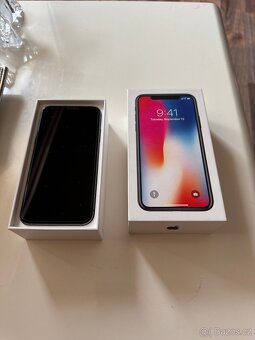 Apple iPhone X - 5