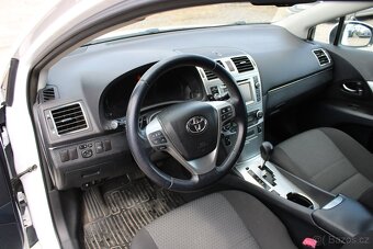 Toyota Avensis, 2,2D-CAT 110KW, KAMERA, AUTOMAT, r.v. 2012 - 5