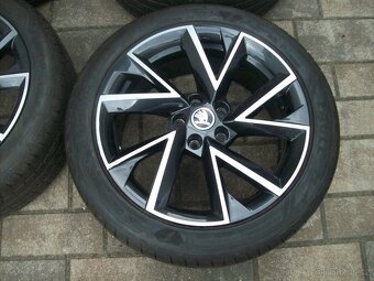 alu kola Superb3 Passat B8 GY F1 235.45.18" 95% - 5
