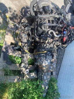 Prodám motor 2.5 132kw AKE - 5