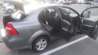 Chevrolet Aveo - 5