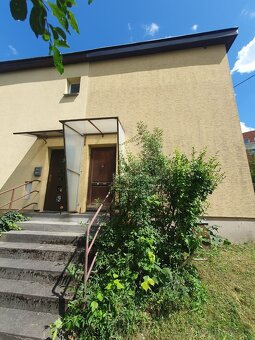 Na prodej Baťův čtvrťdomek. - 5