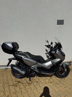Honda ADV 350 - 5