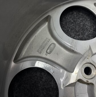 1x 5x127 18” JEEP WRANGLER - 5