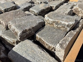 Staré dlažební kostky - 5