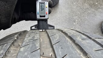 Letní pneu 235/45/18 Michelin - 5