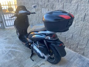 Piaggio Beverly 400 2010 - 5