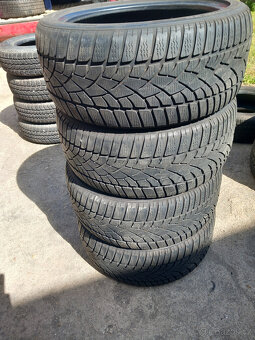 245/40/R18 ZIMNÍ PNEU DUNLOP - 5
