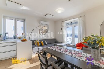 Prodej bytu 3+kk 65 m2 s vlastní zahradou 127 m2 a dvěmi stá - 5