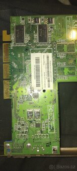 2 ks grafických karet ATI Radeon - 5