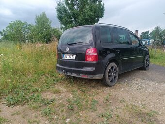 VW Touran, 2.0 TDI, DSG, Xenon, tažné - 5
