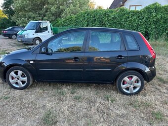Ford Fiesta - 5