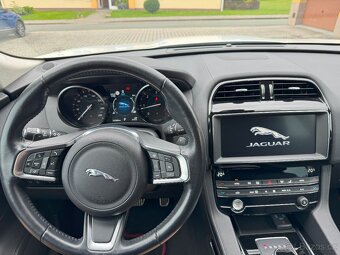 Jaguar F-Pace, 20D PRESTIGE AWD CZ r.v. 2019 - 5