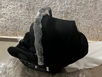 NOVÝ Set autosedačka a základna Bugaboo by Nuna (Turtle Air) - 5