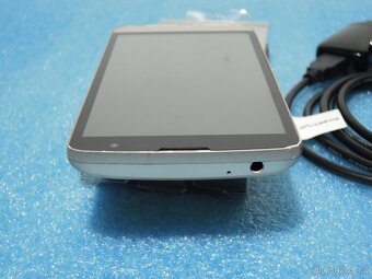 LG L Bello (D331) Zlatý 5“ IPS 854x480 8GB Android 4.4 - 5