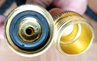 Smršťovací nepoužitá zahradní hadice černá 10m, mosaz 1" - 5