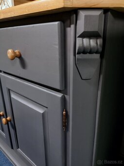 Masivní sloupkový příborník Peršan. - 5