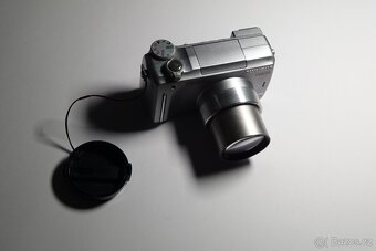 Olympus C-765 Ultra Zoom - 5