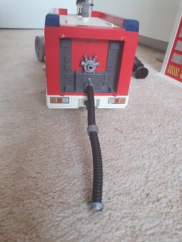 Hasičská zbrojnice + auto - 5