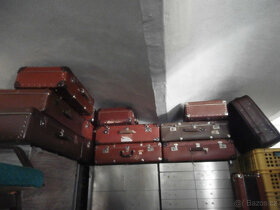 Kufry cestovní, staré, retro, více kusů za 300 kč - 5