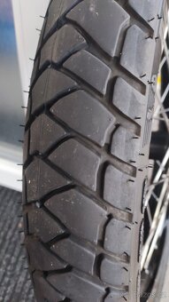 Pneu Michelin 90/ 90 r21. 150 70r17 - 5
