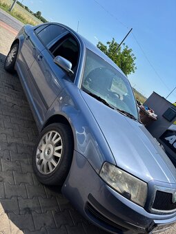 Škoda Superb 1 - 5