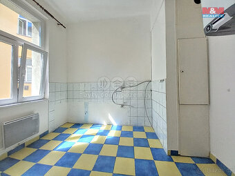 Prodej bytu 2+1, 55 m², Karlovy Vary, ul. Varšavská - 5