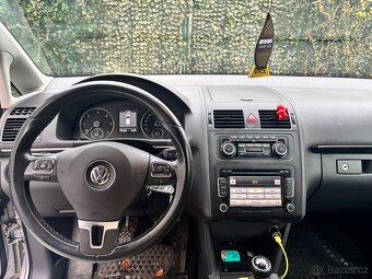 Volkswagen Touran 2.0TDI HIGHLINE 7míst - 5
