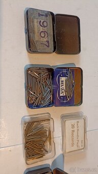 Staré plechové krabičky z jehlami do gramofonů - 5