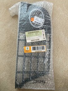 Mřížka nárazníku AUDI TT 8J 8J0 807 681 F pravá/levá - 5