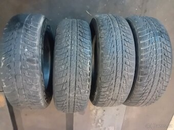 Zimní pneu Nokian 225/65 R17 - 5