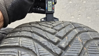 Zimní pneu 225/45/18 Michelin - 5