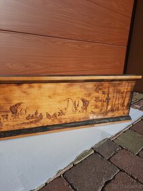 obraz kočující Cikáni , vypalovaný do dřeva 120 x 32 cm - 5