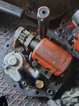 Zetor uřI čerpadlo hydrauliky - 5