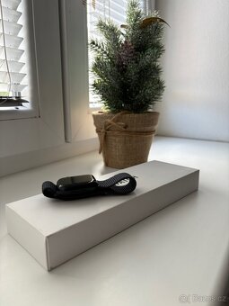 Apple Watch se (2024) Black - 5
