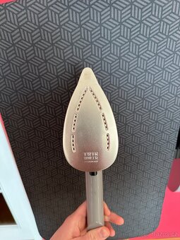 Stojanový napařovač oděvů Tefal Ixeo+ QT1510E0 - 5