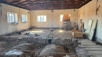 INVESTIČNÍ PŘÍLEŽITOST – PRODEJ 2. PATRA RD VE VITINĚVSI - 5