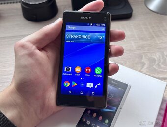 Sony Xperia Z1 Compact 16gb černý- kompletní balení. - 5