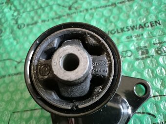 držák uložení převodovky Škoda Felicia 1.3 6U0199427A - 5
