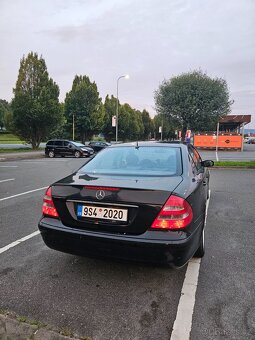 Mercedes-Benz W211 E200 - 5